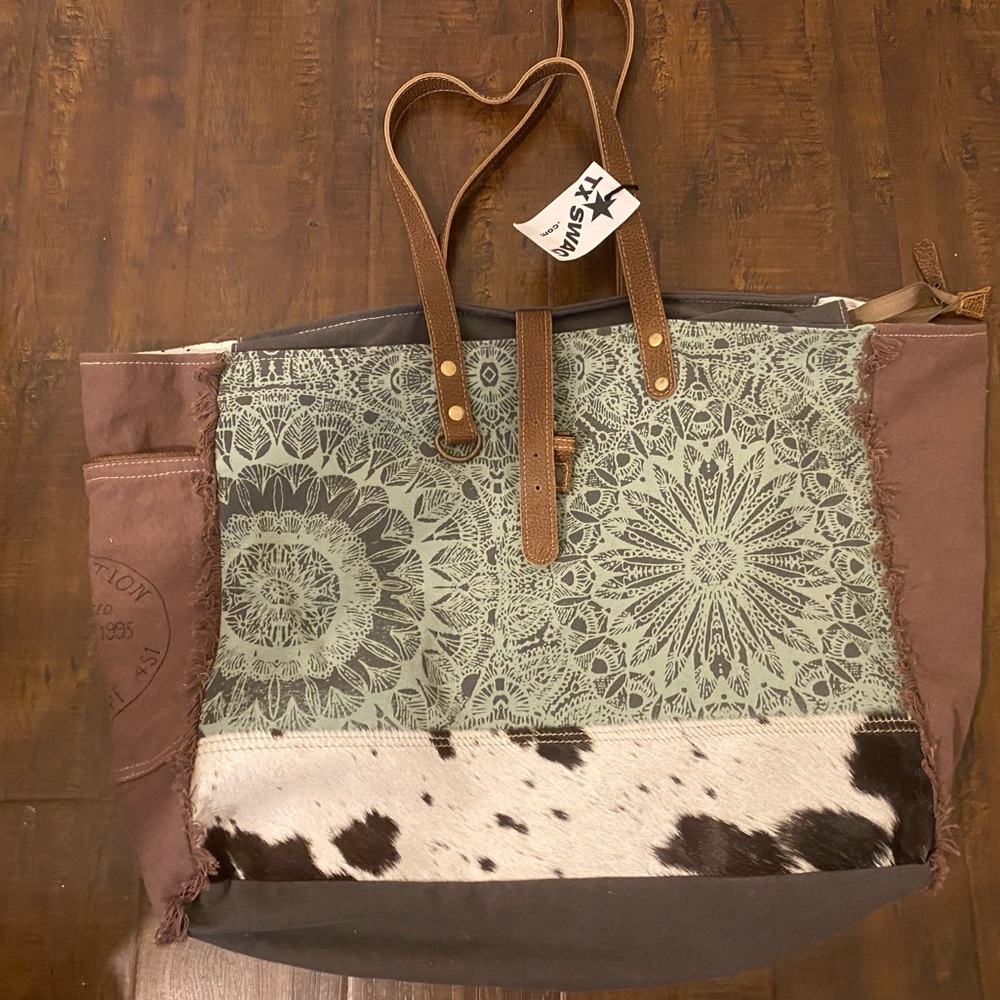 Mayra Bag Canvas Large bag. NWT